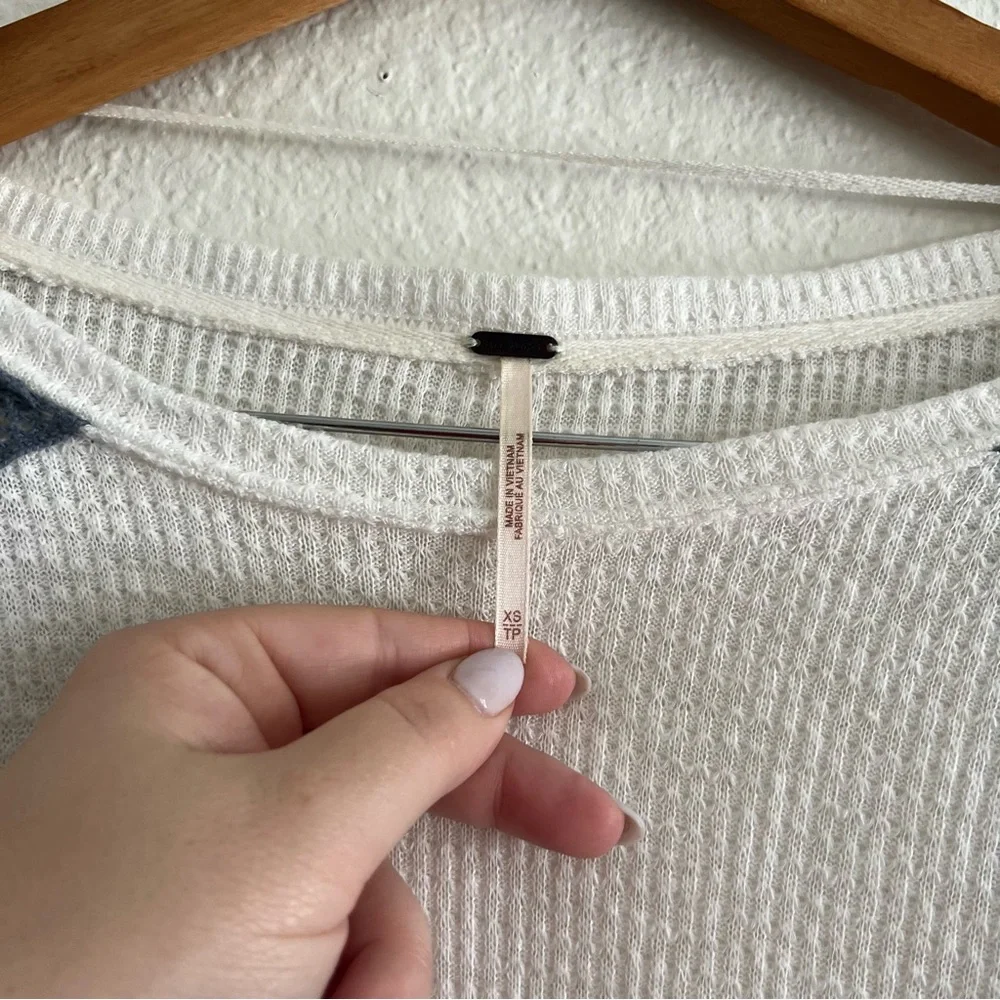 Free People White Casual Clash Top Sz XS - Picture 4 of 6